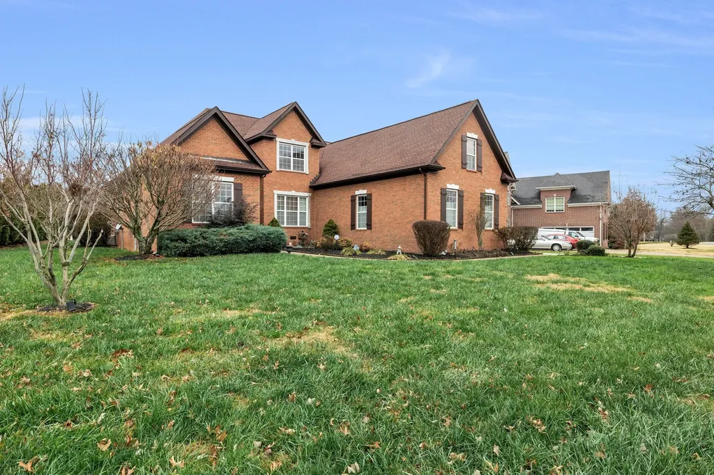 1311 Heather Place Murfreesboro TN 37128