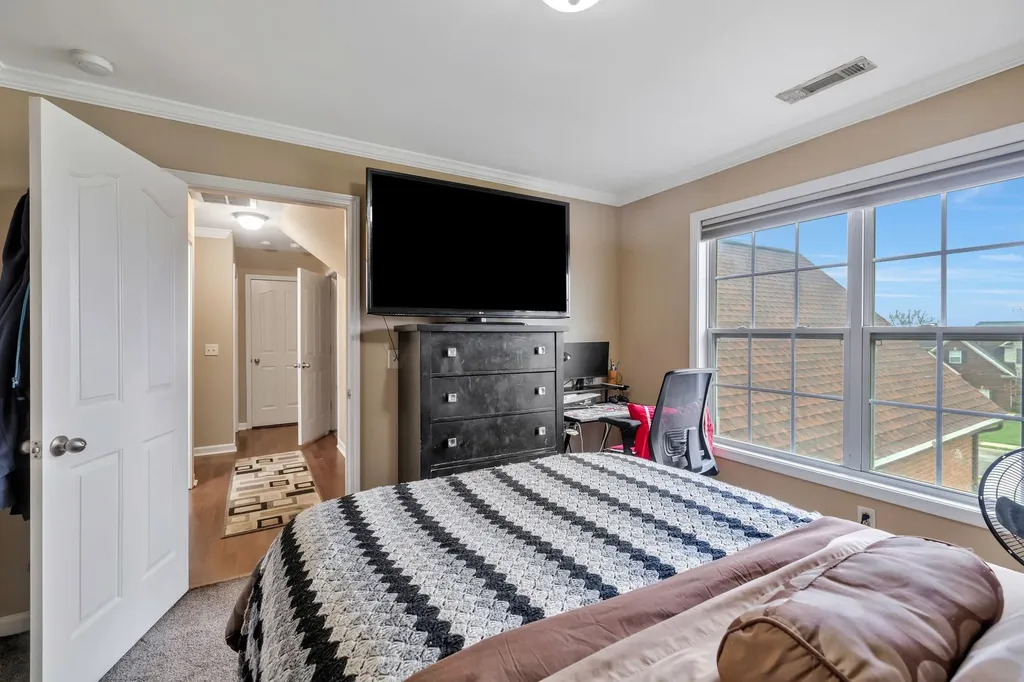 1311 Heather Place Murfreesboro TN 37128
