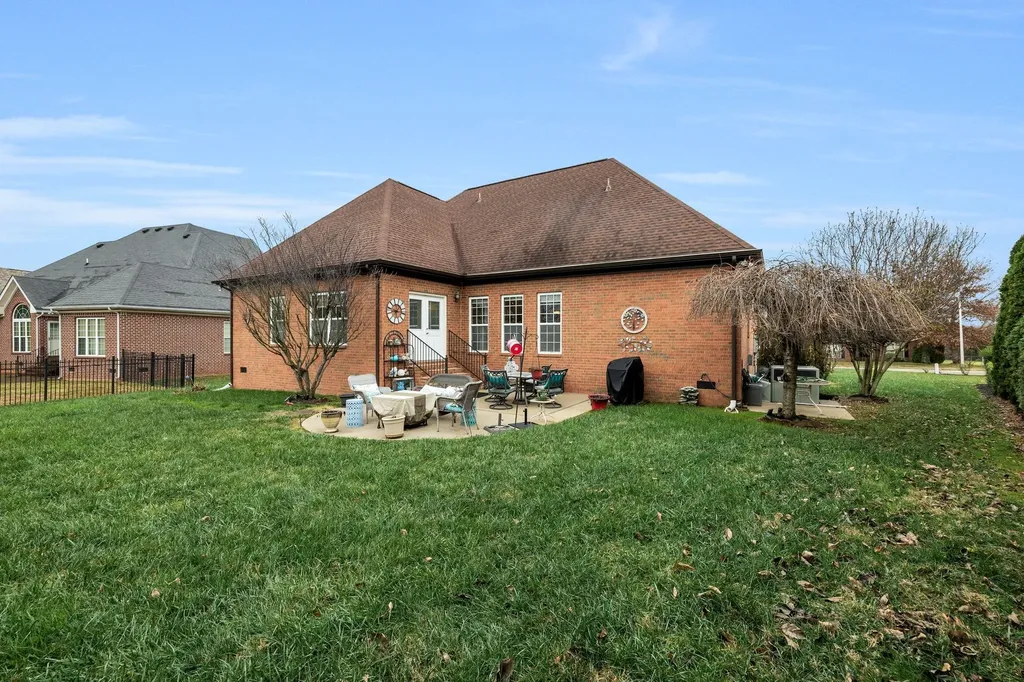 1311 Heather Place Murfreesboro TN 37128