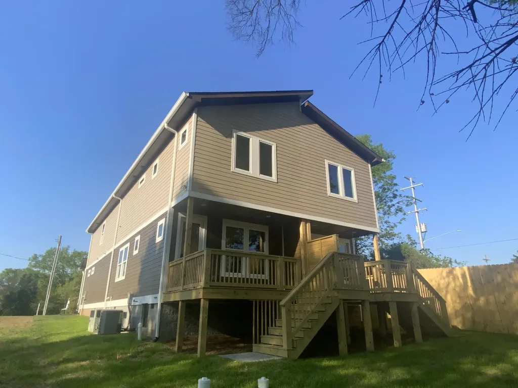 801 Fairwin Avenue Nashville TN 37216