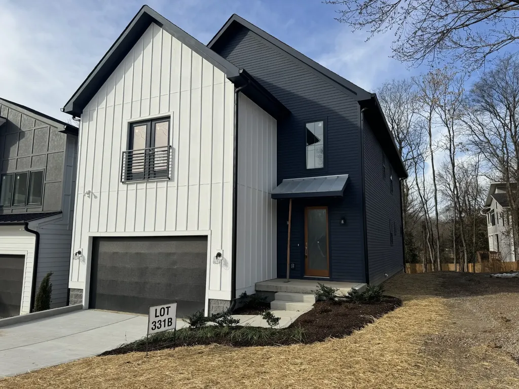 801 Fairwin Avenue Nashville TN 37216