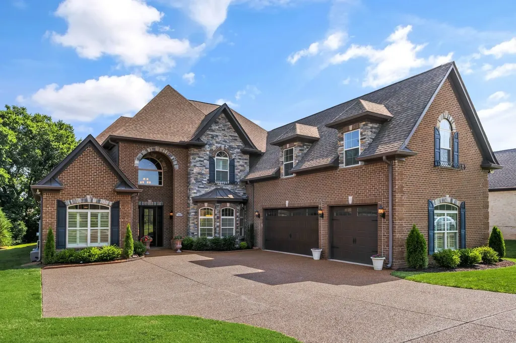 1549 Eden Rose Pl, E Nolensville TN 37135