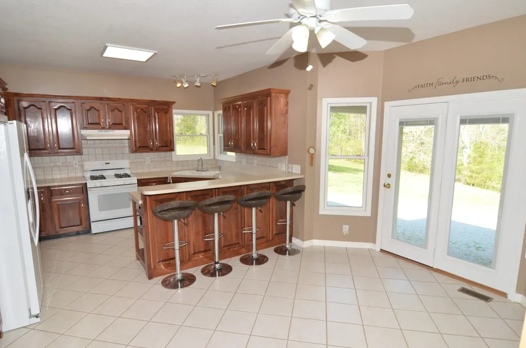 2753 Jarrell Ridge Road Clarksville TN 37043
