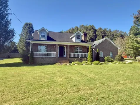 90 Heather Heights Bradyville TN 37026