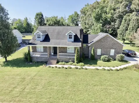 90 Heather Heights Bradyville TN 37026