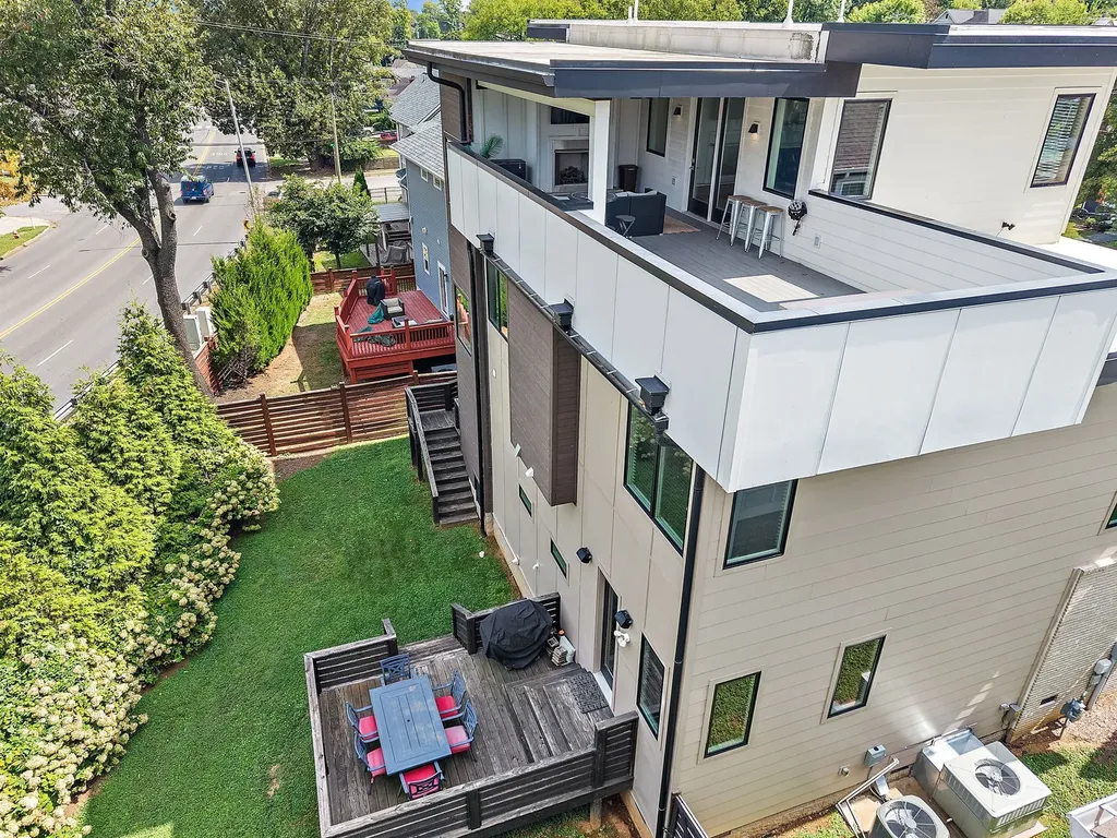1002 W Grove Avenue Nashville TN 37203