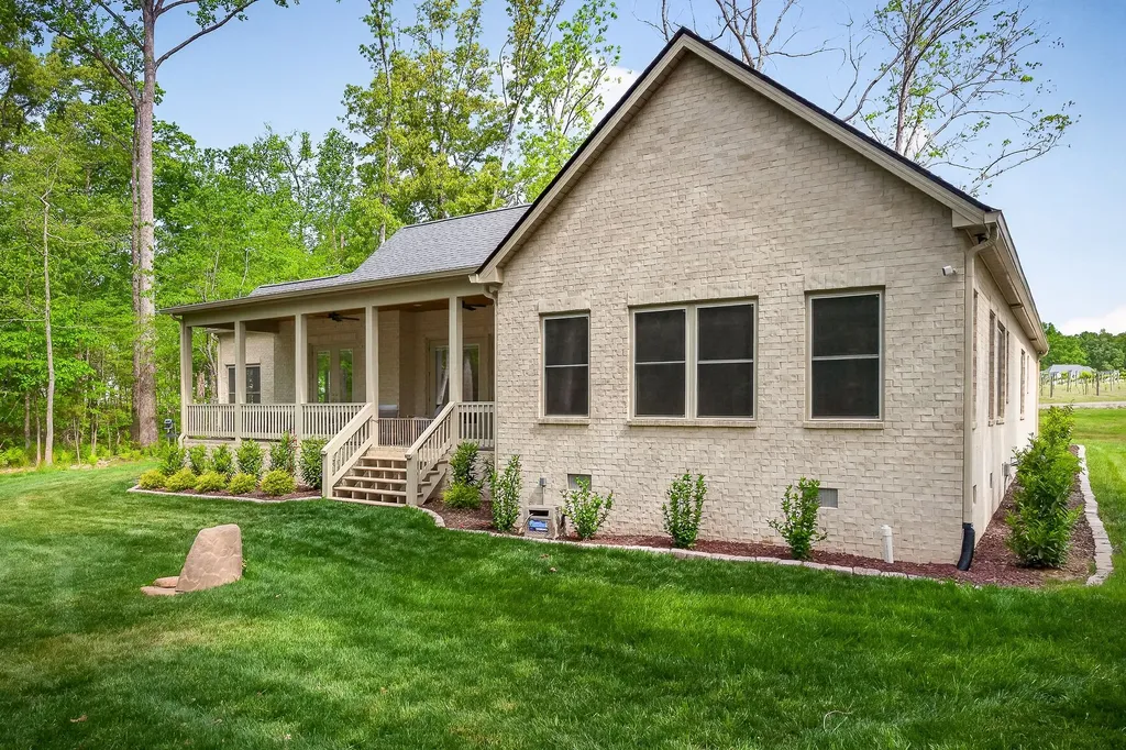 753 Vintage Drive Baxter TN 38544