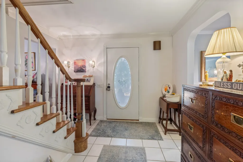 7422 Indian Creek Road Mc Ewen TN 37101