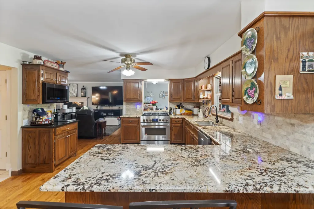 7422 Indian Creek Road Mc Ewen TN 37101