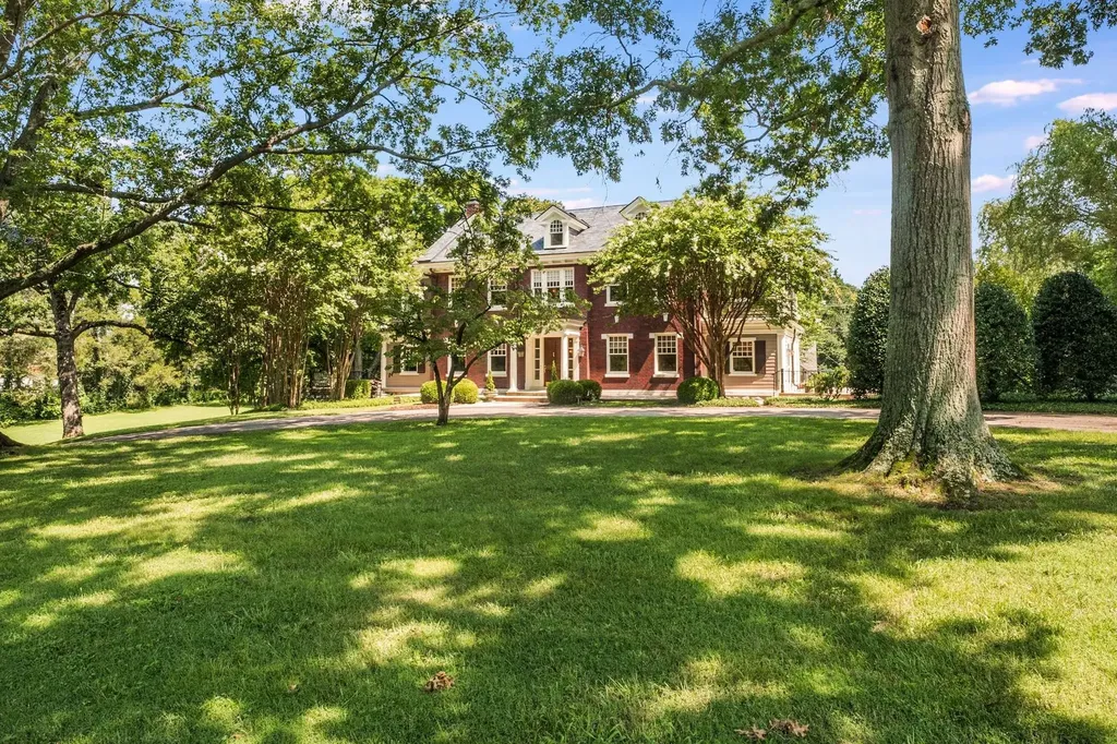 4414 Howell Place Nashville TN 37205