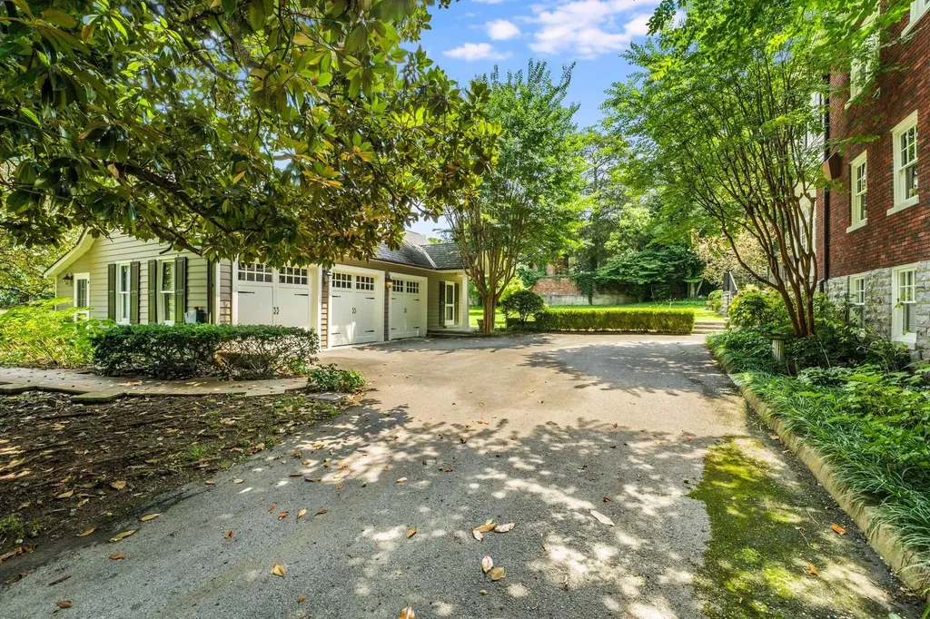 4414 Howell Place Nashville TN 37205