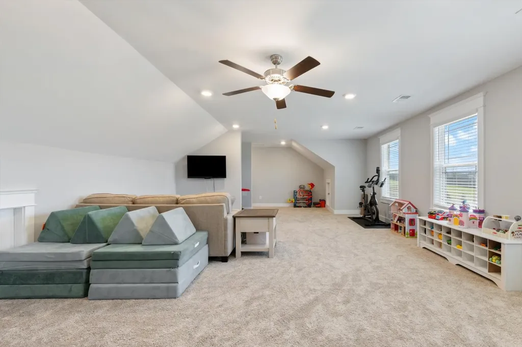 2507 Tom Austin Highway Greenbrier TN 37073