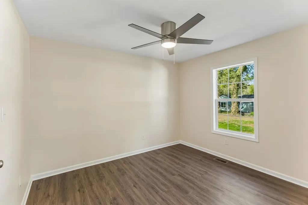 224 Hardison Avenue Lewisburg TN 37091