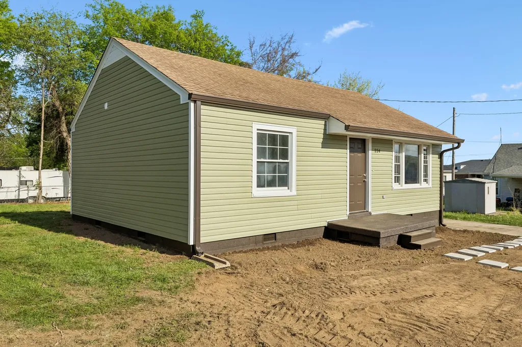 224 Hardison Avenue Lewisburg TN 37091