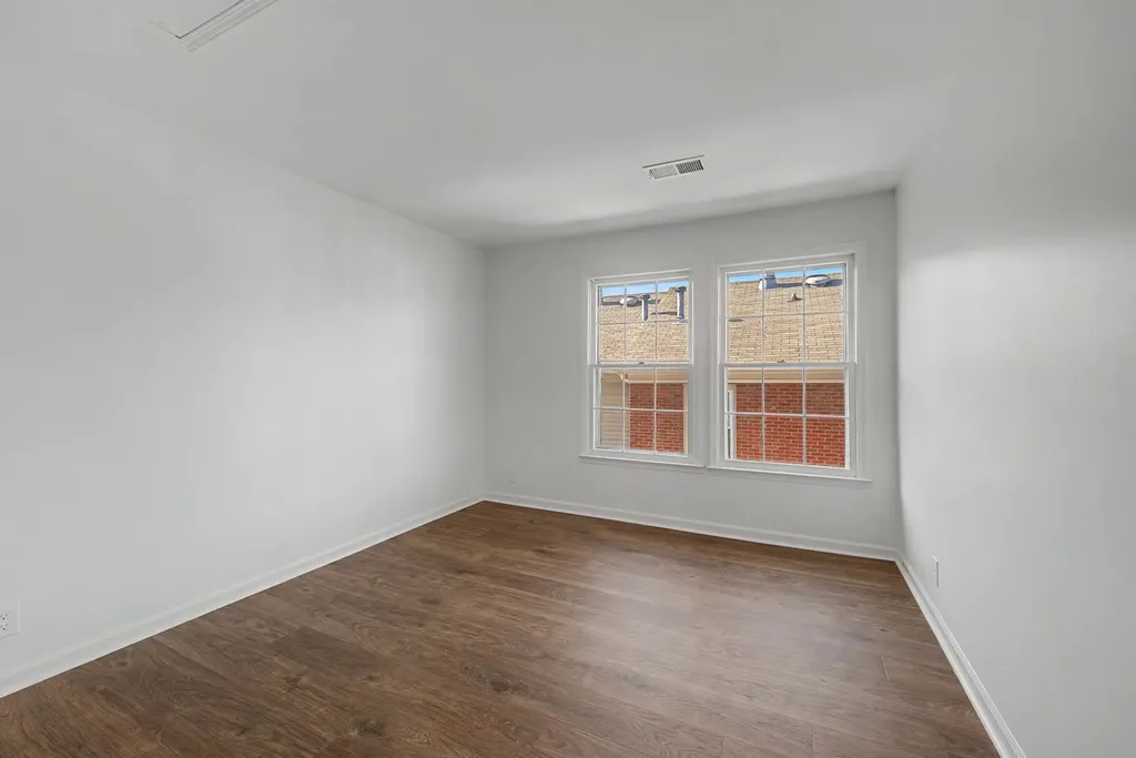 2135 Acklen Avenue Nashville TN 37212