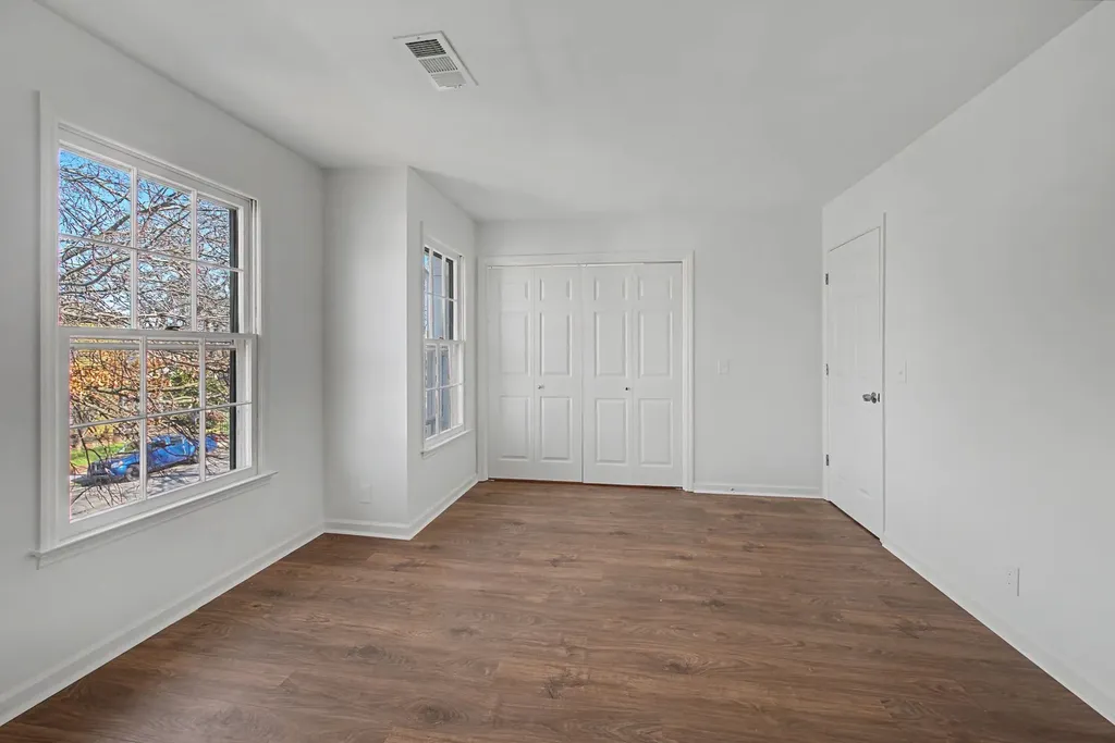 2135 Acklen Avenue Nashville TN 37212