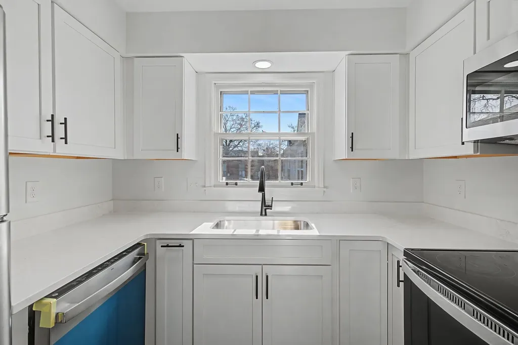 2135 Acklen Avenue Nashville TN 37212