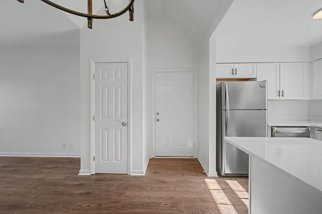 2135 Acklen Avenue Nashville TN 37212