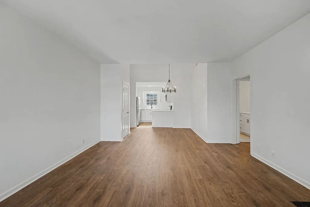 2135 Acklen Avenue Nashville TN 37212