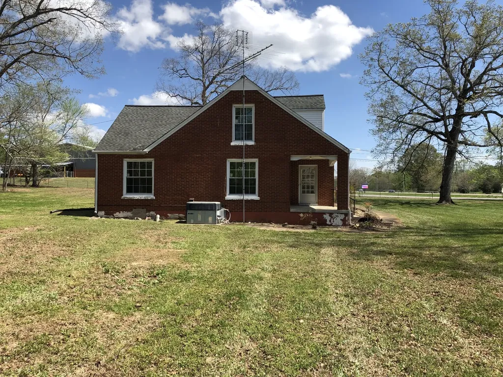 4450 Pulaski Highway Lawrenceburg TN 38464