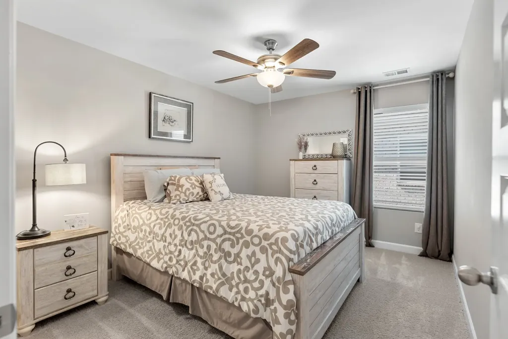 1022 Emery Bay Circle Hendersonville TN 37075