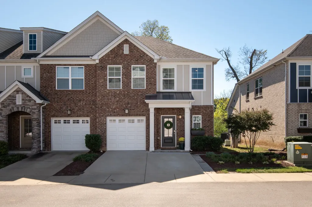1022 Emery Bay Circle Hendersonville TN 37075