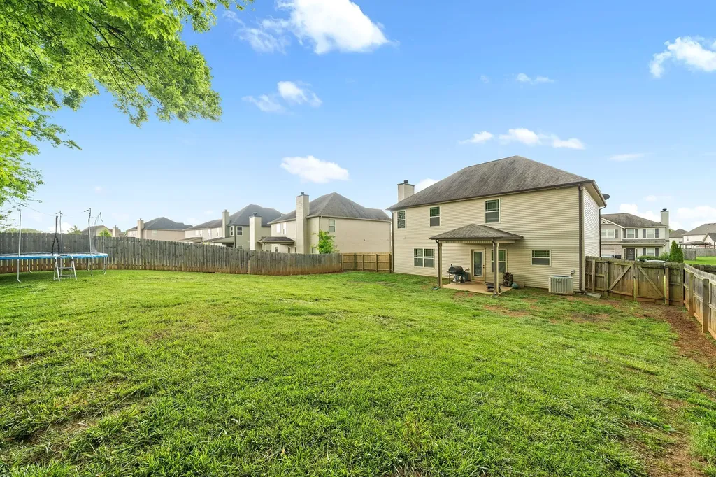 735 Sturdivant Drive Clarksville TN 37042