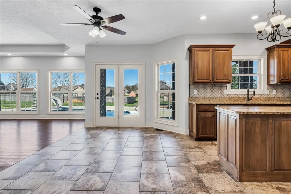 71 Lancaster Street Hillsboro TN 37342
