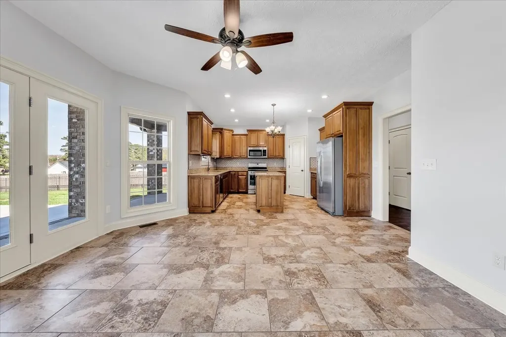 71 Lancaster Street Hillsboro TN 37342