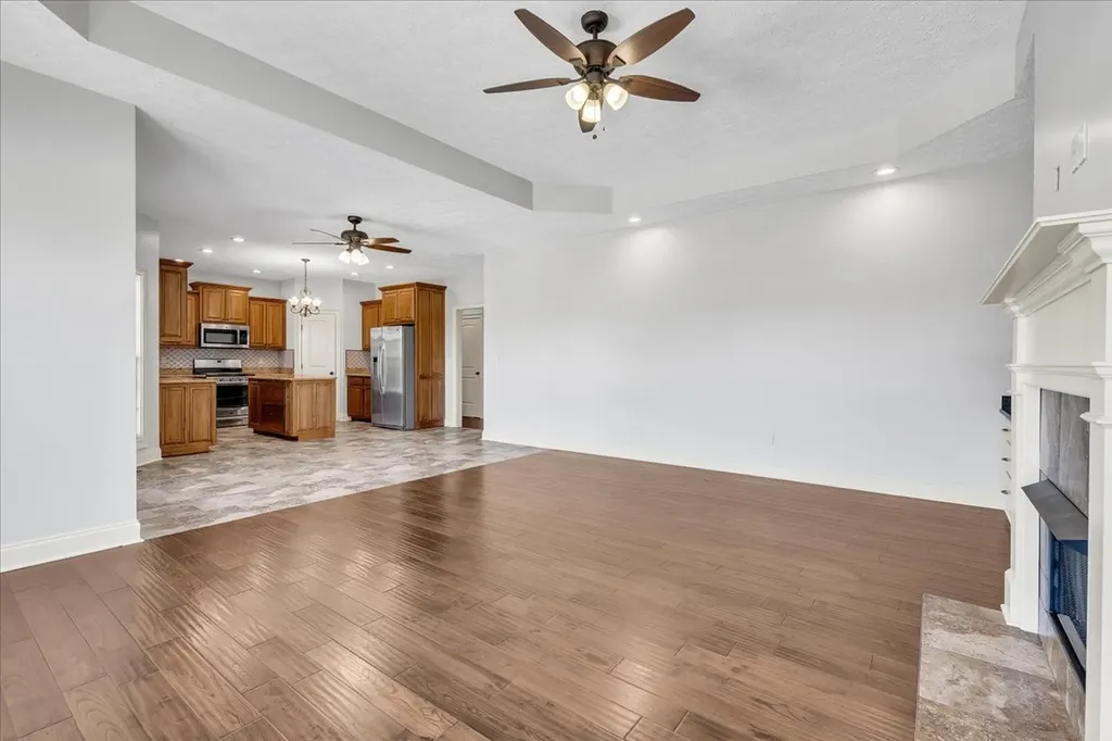 71 Lancaster Street Hillsboro TN 37342