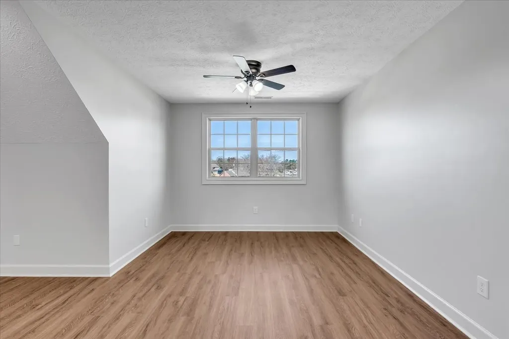71 Lancaster Street Hillsboro TN 37342