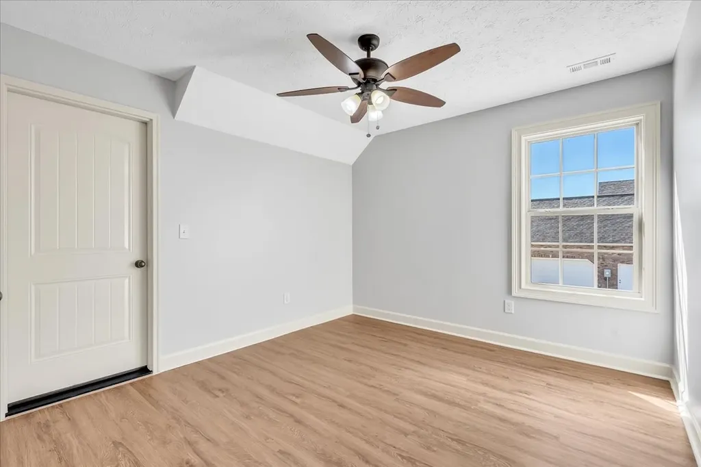71 Lancaster Street Hillsboro TN 37342