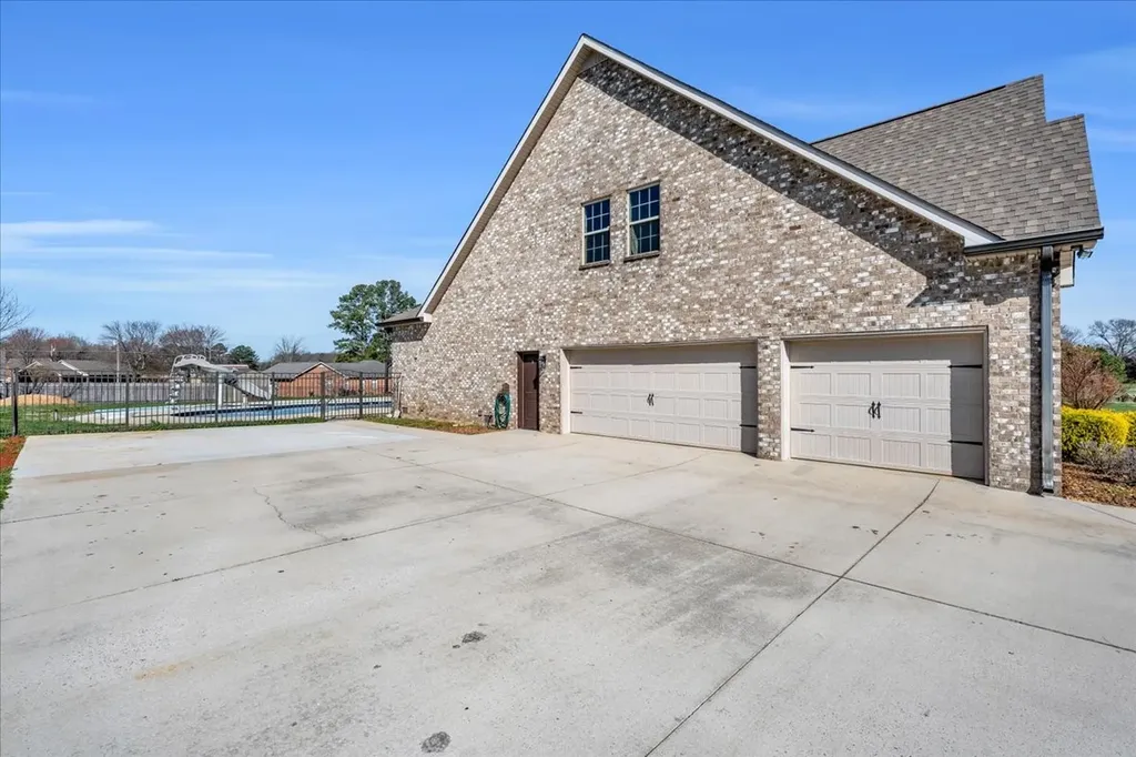 71 Lancaster Street Hillsboro TN 37342