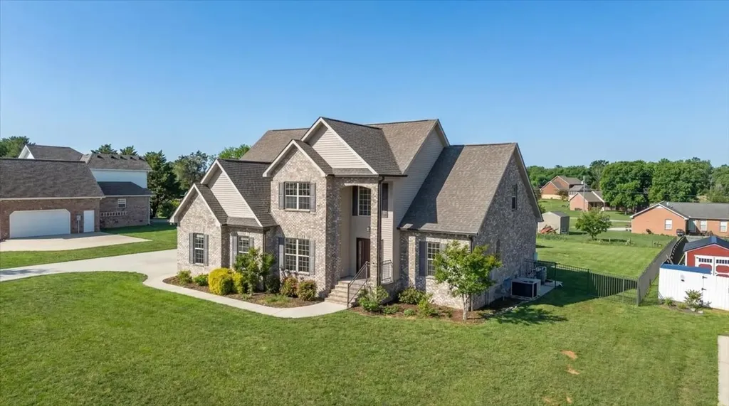 71 Lancaster Street Hillsboro TN 37342