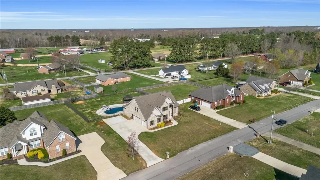 71 Lancaster Street Hillsboro TN 37342