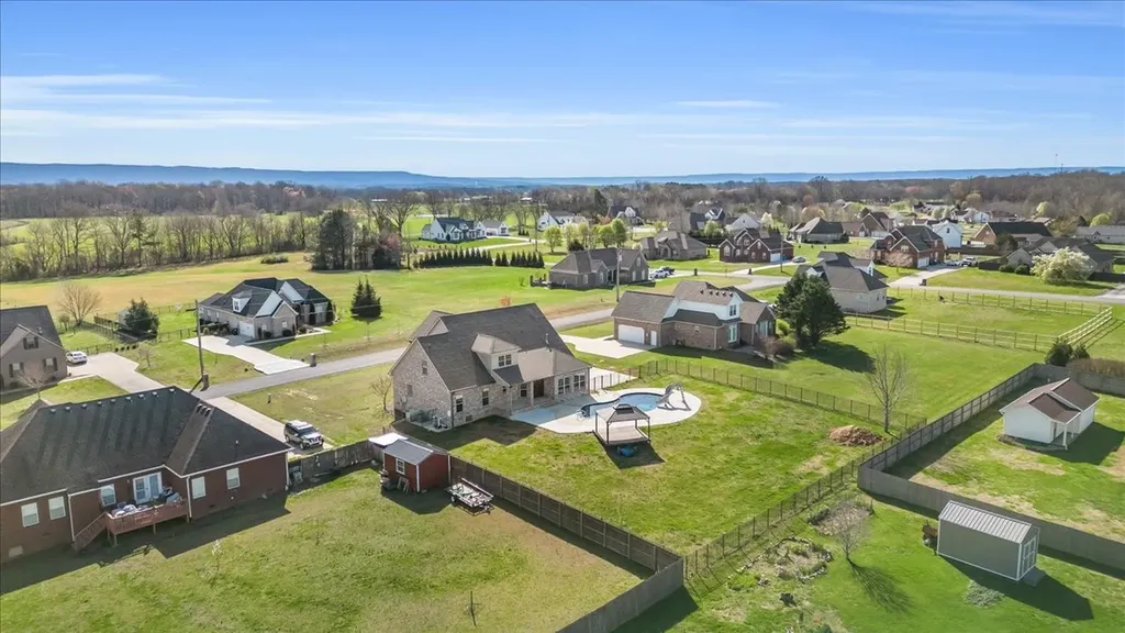 71 Lancaster Street Hillsboro TN 37342