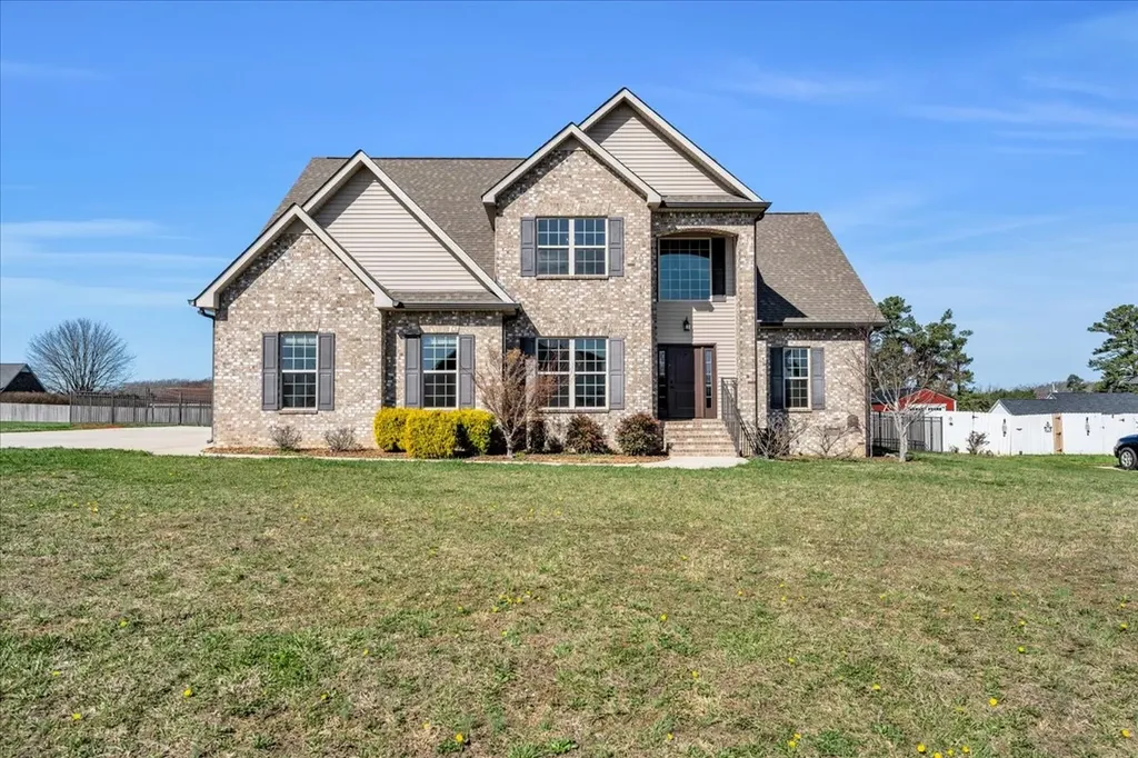 71 Lancaster Street Hillsboro TN 37342