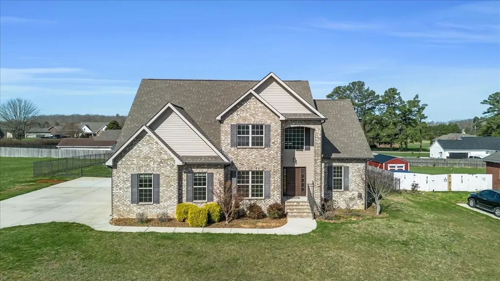 71 Lancaster Street Hillsboro TN 37342