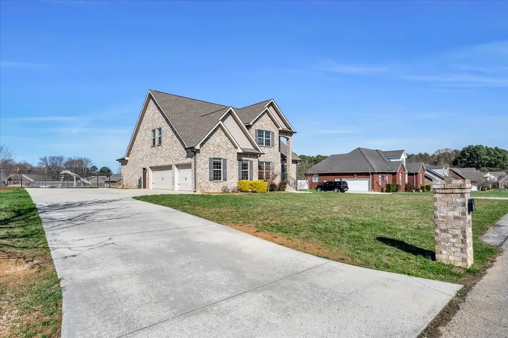 71 Lancaster Street Hillsboro TN 37342