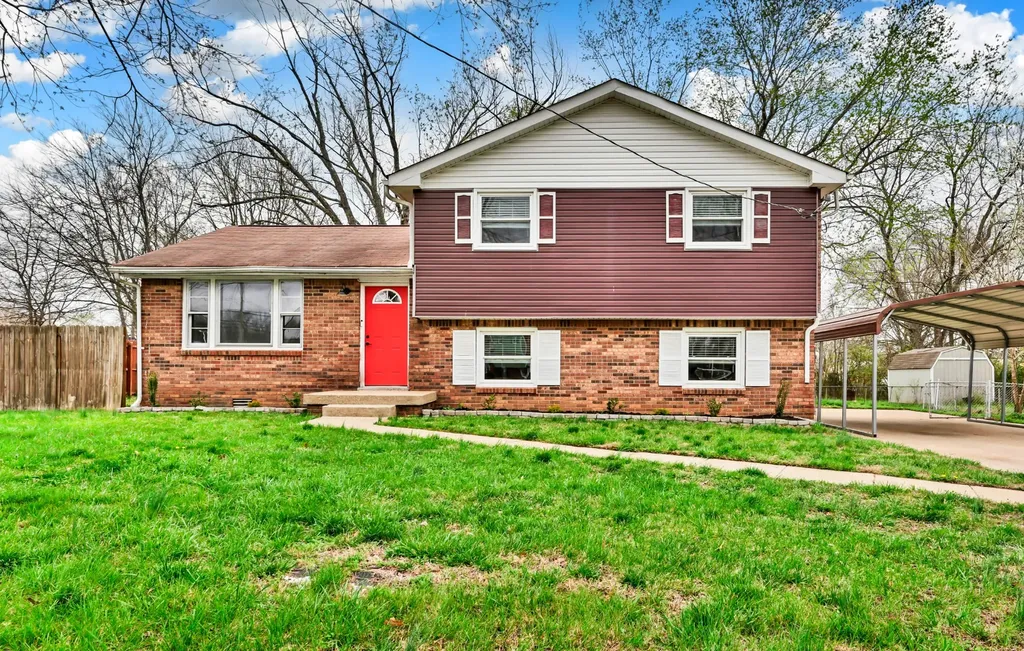 306 Dale Terrace Clarksville TN 37042