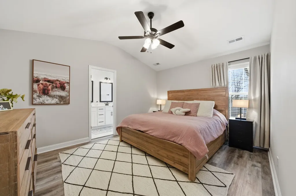 2014 Ireland Way Clarksville TN 37042