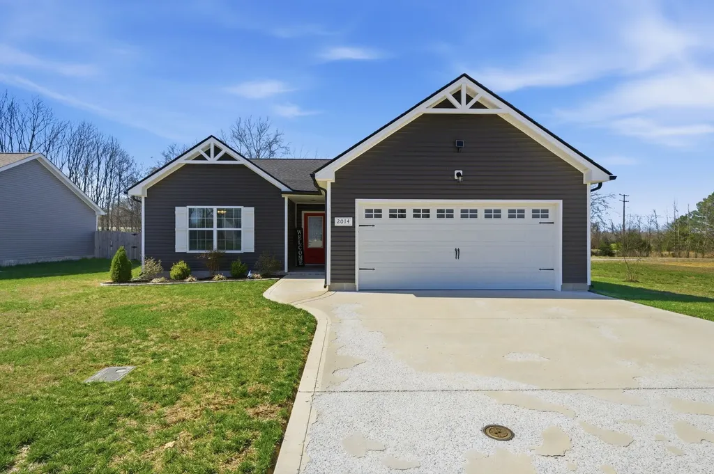 2014 Ireland Way Clarksville TN 37042