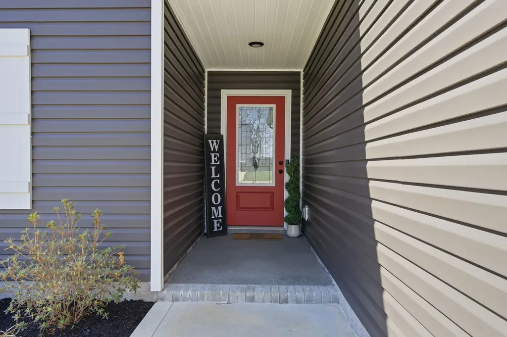 2014 Ireland Way Clarksville TN 37042