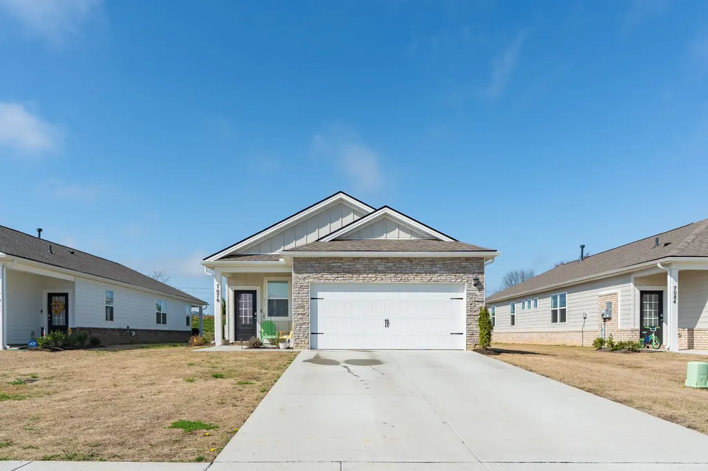 7076 Lang Avenue White House TN 37188