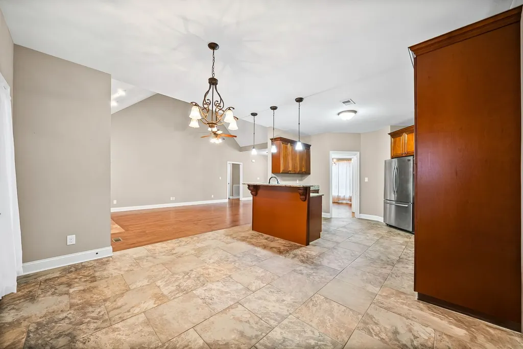 208 Markie Drive Clarksville TN 37043