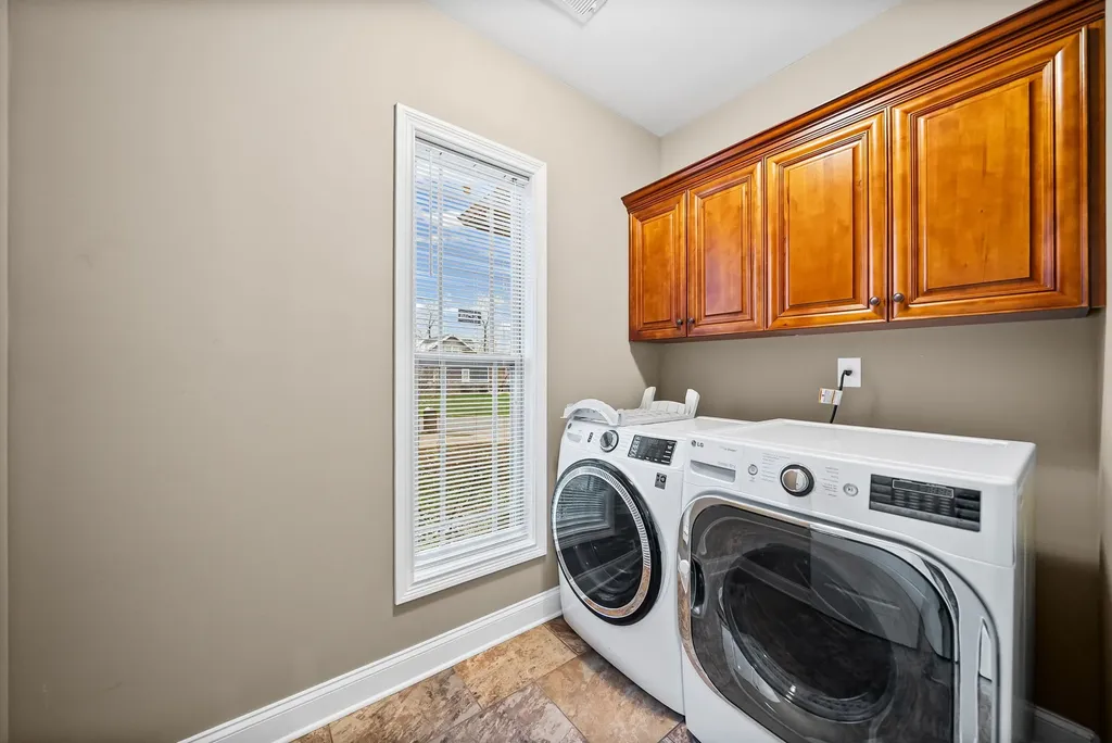 208 Markie Drive Clarksville TN 37043
