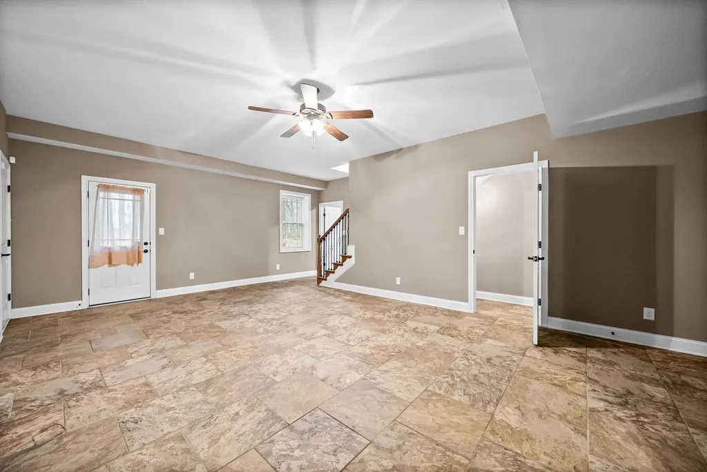 208 Markie Drive Clarksville TN 37043