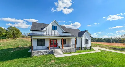8301 Hartsville Pike, SE Lebanon TN 37087
