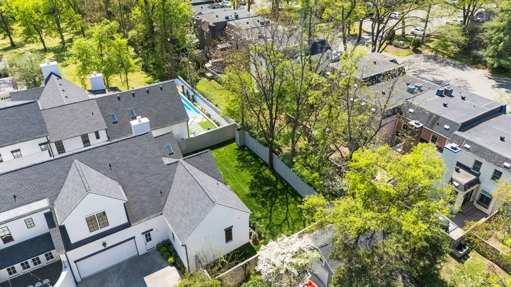 4417A Granny White Pike Nashville TN 37204