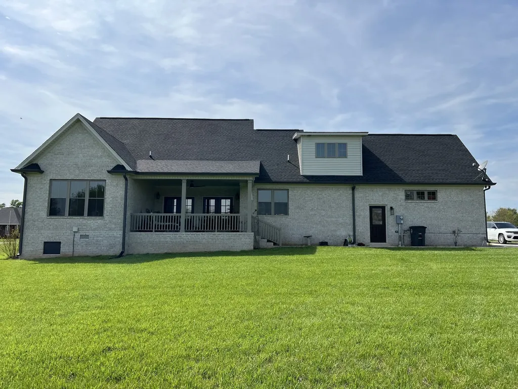 351 Michael Circle Lafayette TN 37083